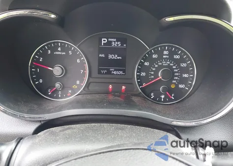 2018 Kia Forte Lx z USA, uszkodzony, nr VIN 3KPFK4A72JE242126